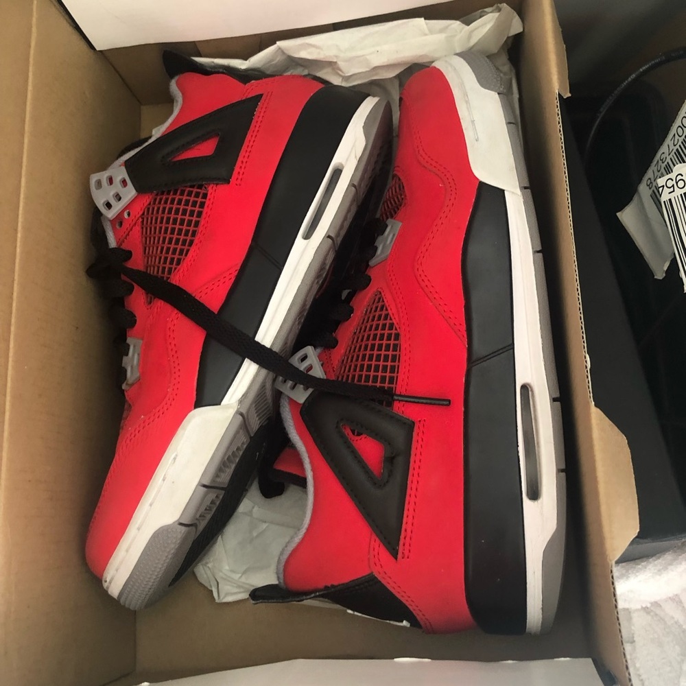 Air Jordan retro 3’s